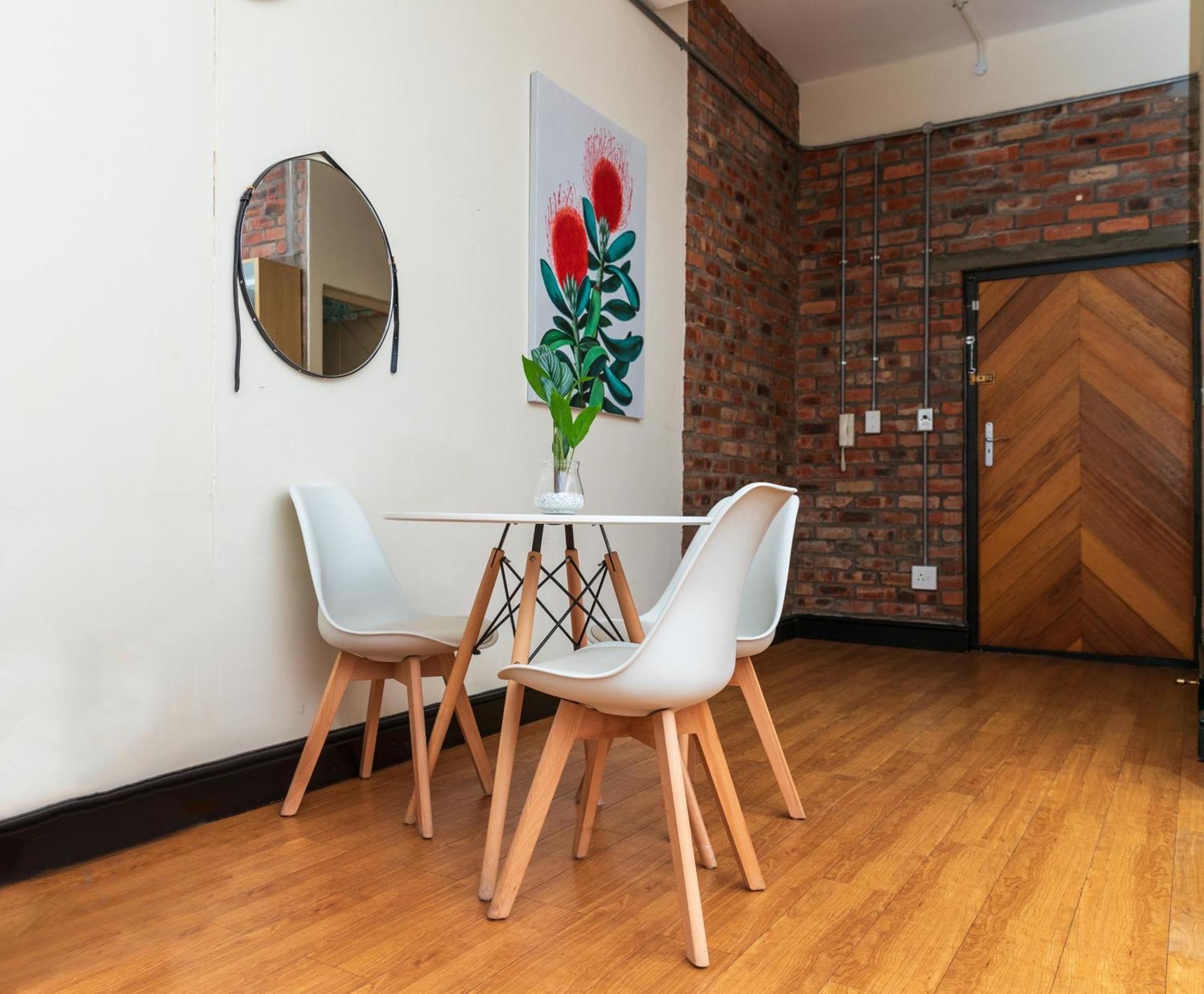 Manhattan Style Loft With Backup Power On 4 Loop Str Cape Town Dış mekan fotoğraf